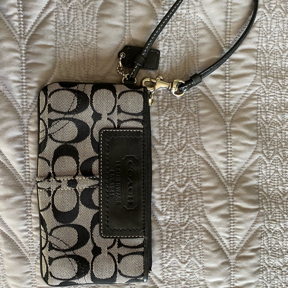 Coach classic black wristlet
